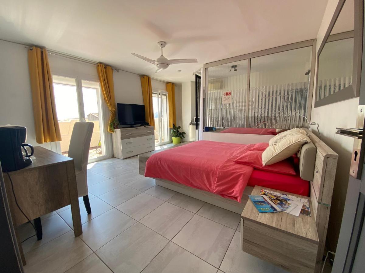 Charmante Chambre Avec Vue Mer 라시오타 외부 사진